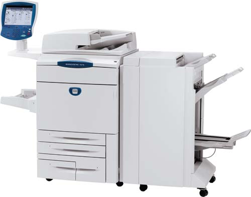 МФУ Xerox WorkCentre 7655 с дополнительными лотками и финишным устройством