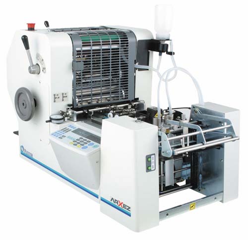 ARX-Ez — малоформатная офсетная печатная машина японской фирмы Plextor