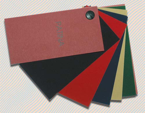Рис. 4. Образцы бархата Patina (черный, красный, синий, бежевый и зеленый)