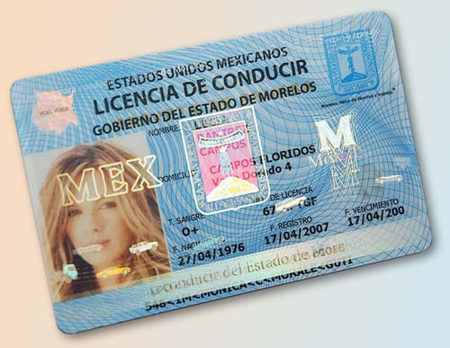 Рис. 3. Кинеграмма GUARD на водительском удостоверении Мексики. Этот вид кинеграмм не только гарантирует высокую степень защиты от подделки, но и одновременно защищает документ от износа. Может применяться при централизованной и децентрализованной выдаче документов