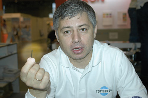 Генеральный директор компании «Торгпресс» Дмитрий Сушкович на примере поставок креплений для высекального штампа (одно такое крепление стоит 70 руб.) рассказал о получаемой приличной марже