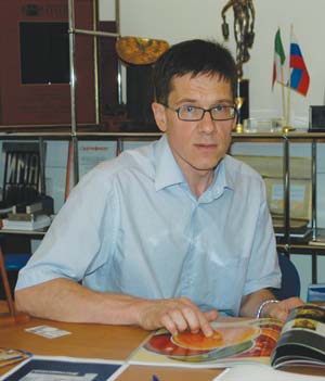 Виктор Кухарский