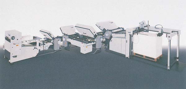 Stahlfolder серий KD и TD — пример высокопроизводительной книжно-журнальной фальцевальной машины для больших и специальных форматов