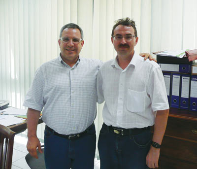 Владелец Fidia г-н Панепинто (слева) с автором публикации
Марселем Шарифуллиным