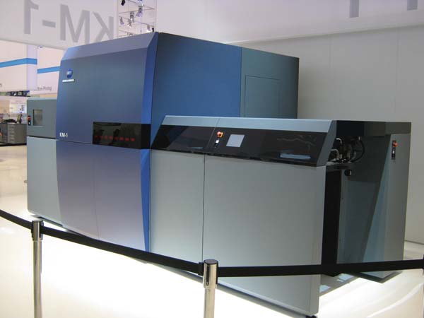 Машина Konica Minolta KM-1 формата B2 для струйной УФ-печати