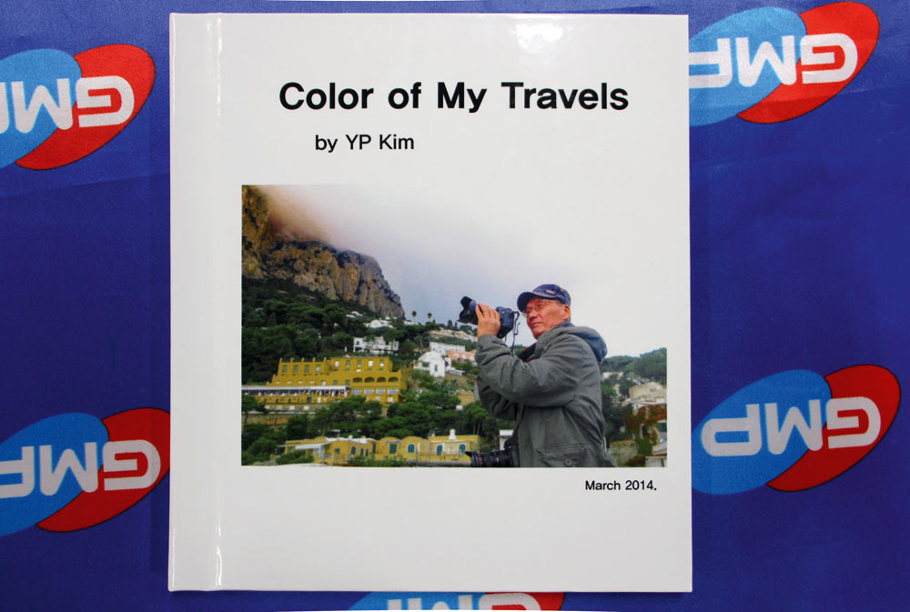 Издание красочных фотокниг, посвященных своим многочисленным путешествиям, — 
одно из увлечений г-на Кима 