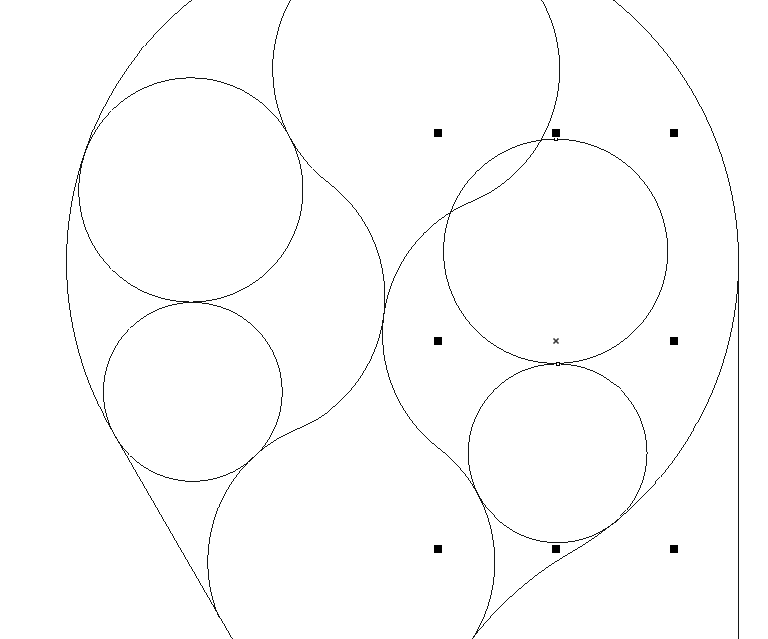 Рис. 38. Расположение копии группы из двух окружностей относительно других объектов 