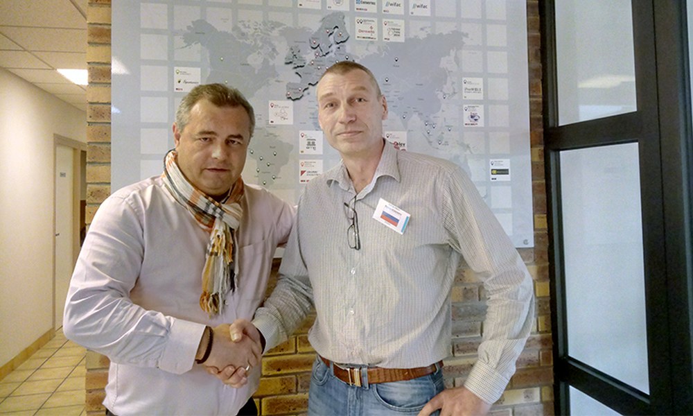 В марте 2017 года ГК ТЕРРА ПРИНТ заключила эксклюзивное дистрибьюторское соглашение с французской SMAG Graphique.