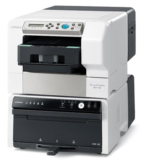 Принтер VersaSTUDIO BT-12 с опциональным модулем сушки HB-12