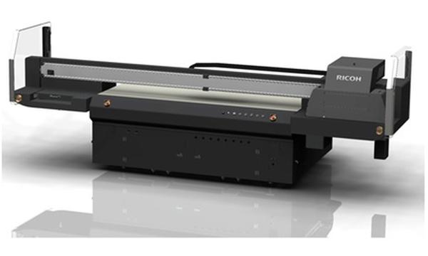 Ricoh продемонстрирует новый высокоскоростной широкоформатный УФ-принтер Pro TF6250