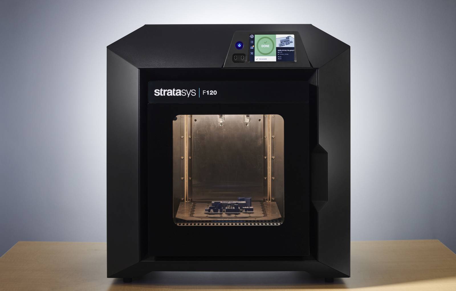 Поставки новых 3D-принтеров Stratasys