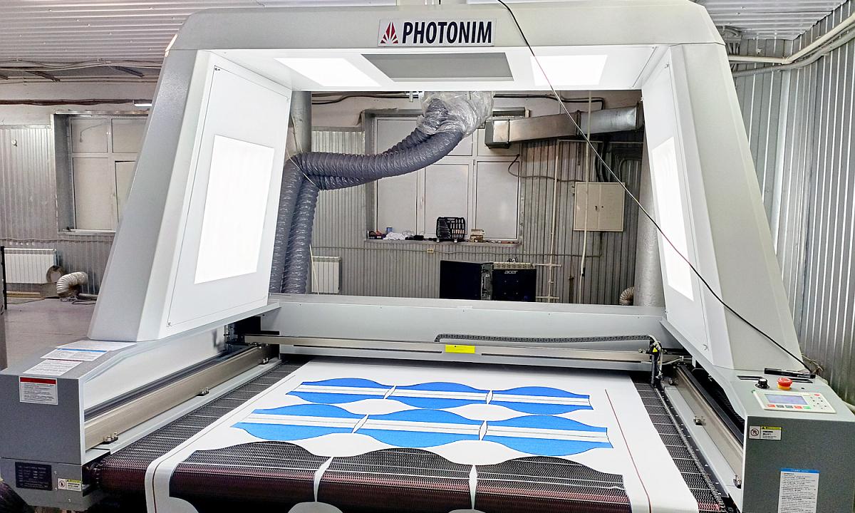 лазерный раскройный аппарат Photonim 1812 Scan Pro